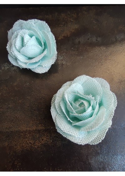 Ръчно изработени рози от ефектен плат цвят Мента комплект от 2 броя